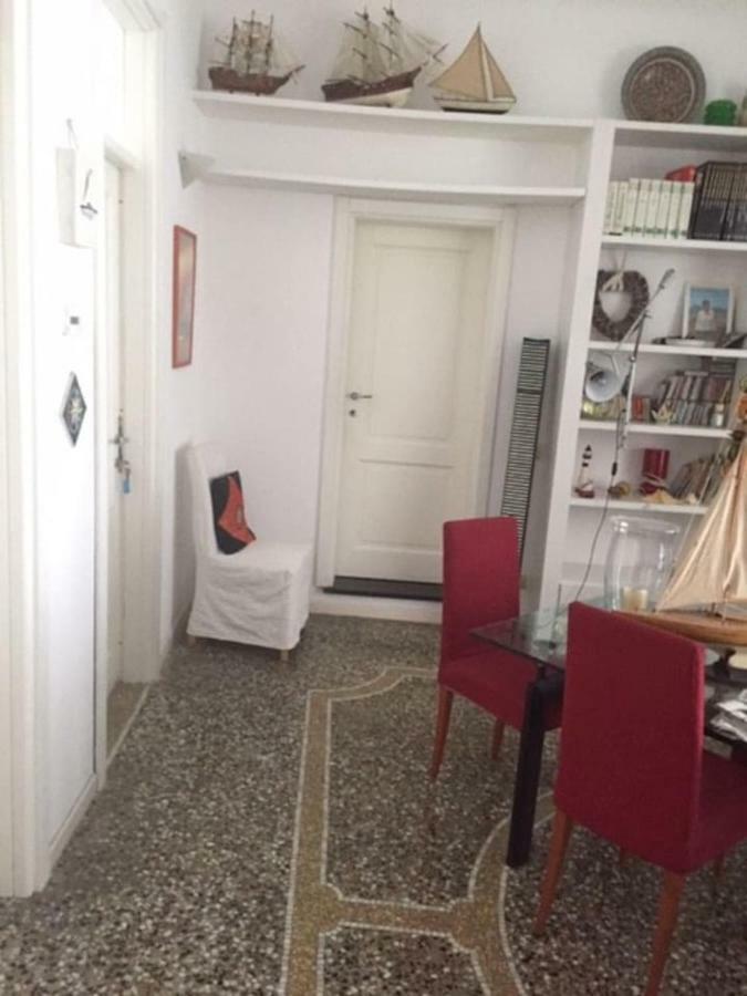 Sabrina'S Relax Fra Mare E Storia Apartment ซาโวนา ภายนอก รูปภาพ